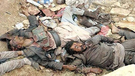 Rusia y Francia multiplican los bombardeos contra el bastión de Daesh en Siria